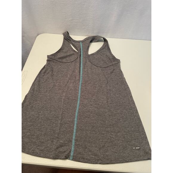 2 tank tops Danskin “Get my Shine on” tank top medium Tek Gear med‎ white pastel - Picture 7 of 10